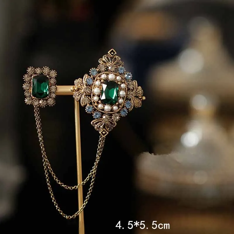 Baroque British Style Rhinestone Brooch Pins Emerald Tassel Chain Pearl Brooch