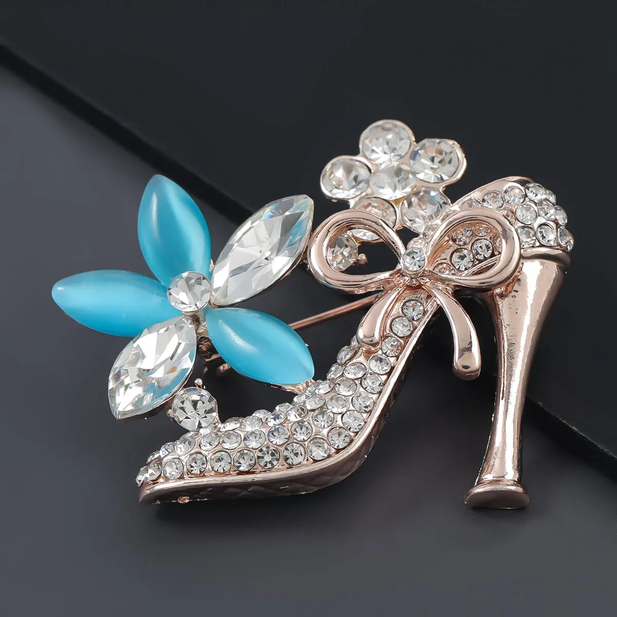 Fashion Metal Rhinestone Flower High Heels Brooch Girl Pop Creative Party Pin Brooch