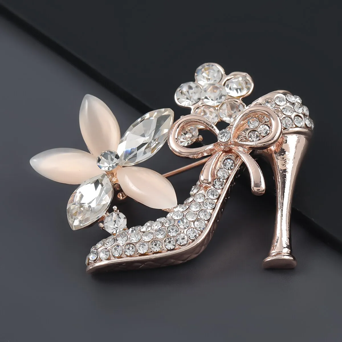 Fashion Metal Rhinestone Flower High Heels Brooch Girl Pop Creative Party Pin Brooch